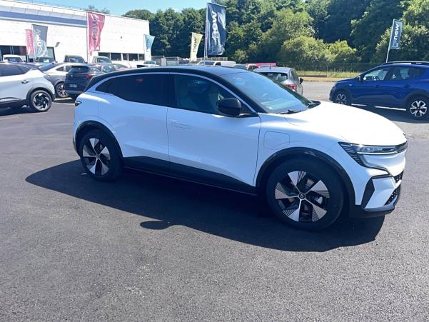 Vente en ligne Renault Megane E-Tech  220 ch autonomie confort GSR2 au prix de 39 990 €