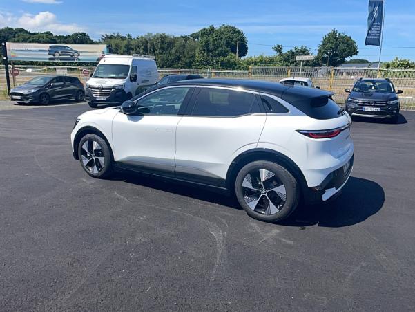 Vente en ligne Renault Megane E-Tech  220 ch autonomie confort GSR2 au prix de 39 990 €