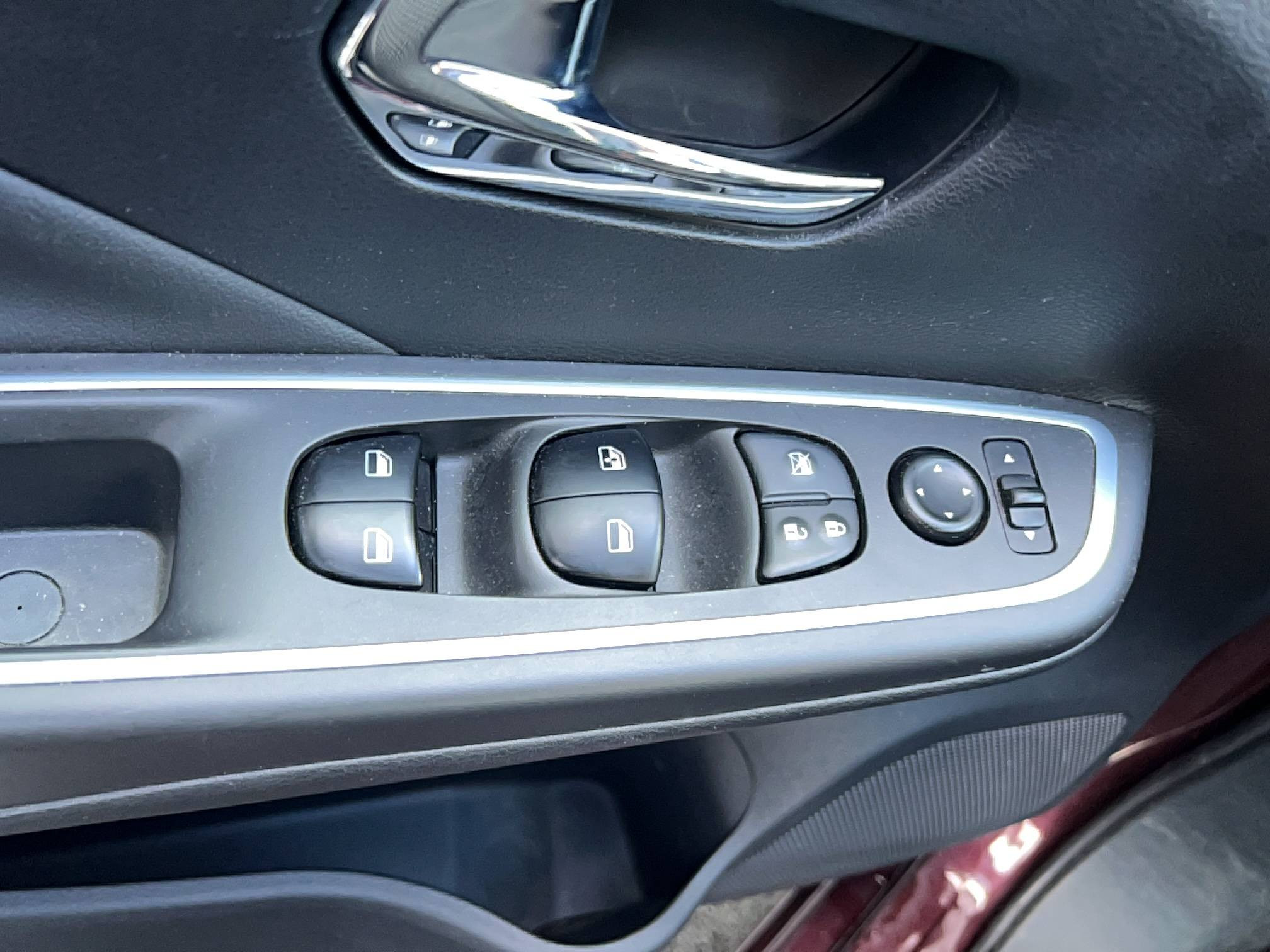 Vente en ligne Nissan Micra Micra IG-T 92 Xtronic au prix de 15 990 €