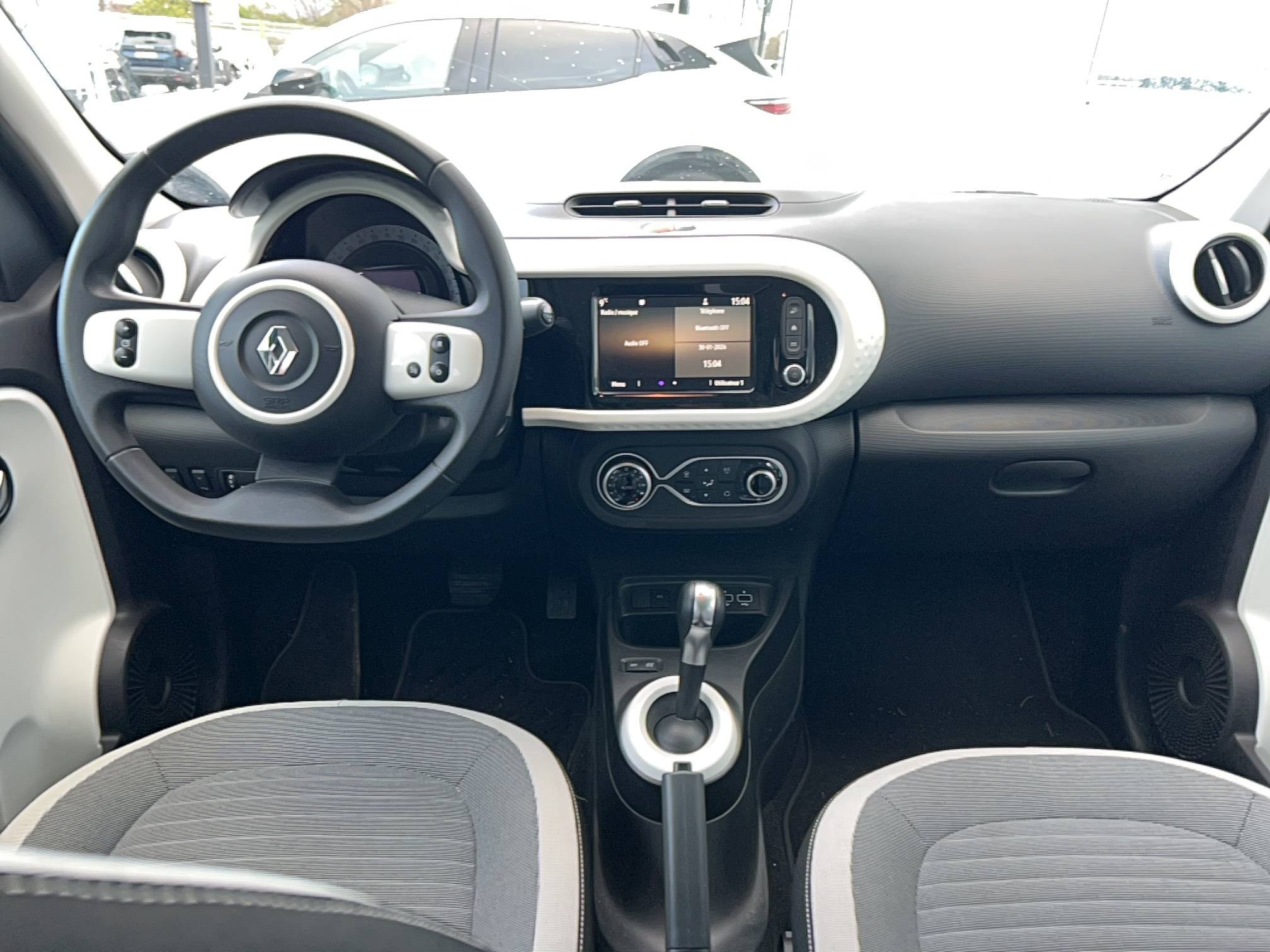 Vente en ligne Renault Twingo Electrique Twingo III E-Tech au prix de 9 990 €