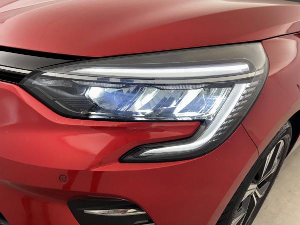 Vente en ligne Renault Clio 5 Clio E-Tech full hybrid 145 au prix de 18 990 €