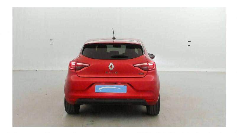 Vente en ligne Renault Clio 5 Clio E-Tech full hybrid 145 au prix de 18 990 €