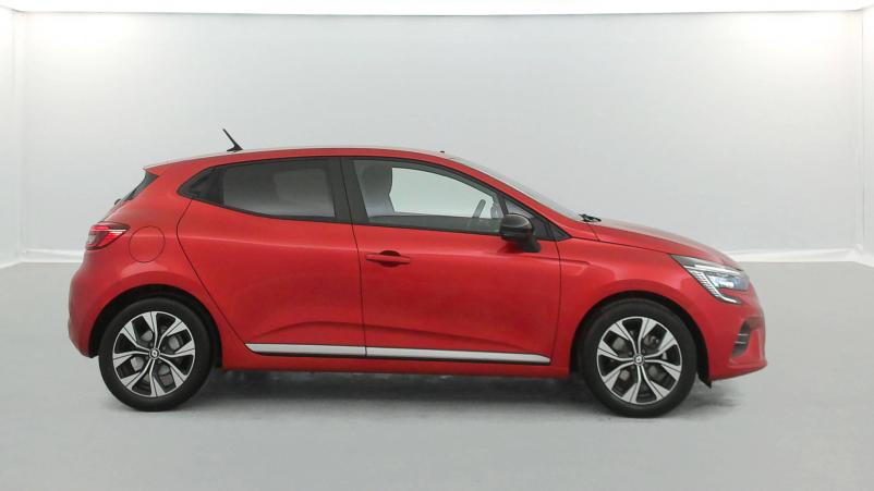 Vente en ligne Renault Clio 5 Clio E-Tech full hybrid 145 au prix de 18 990 €