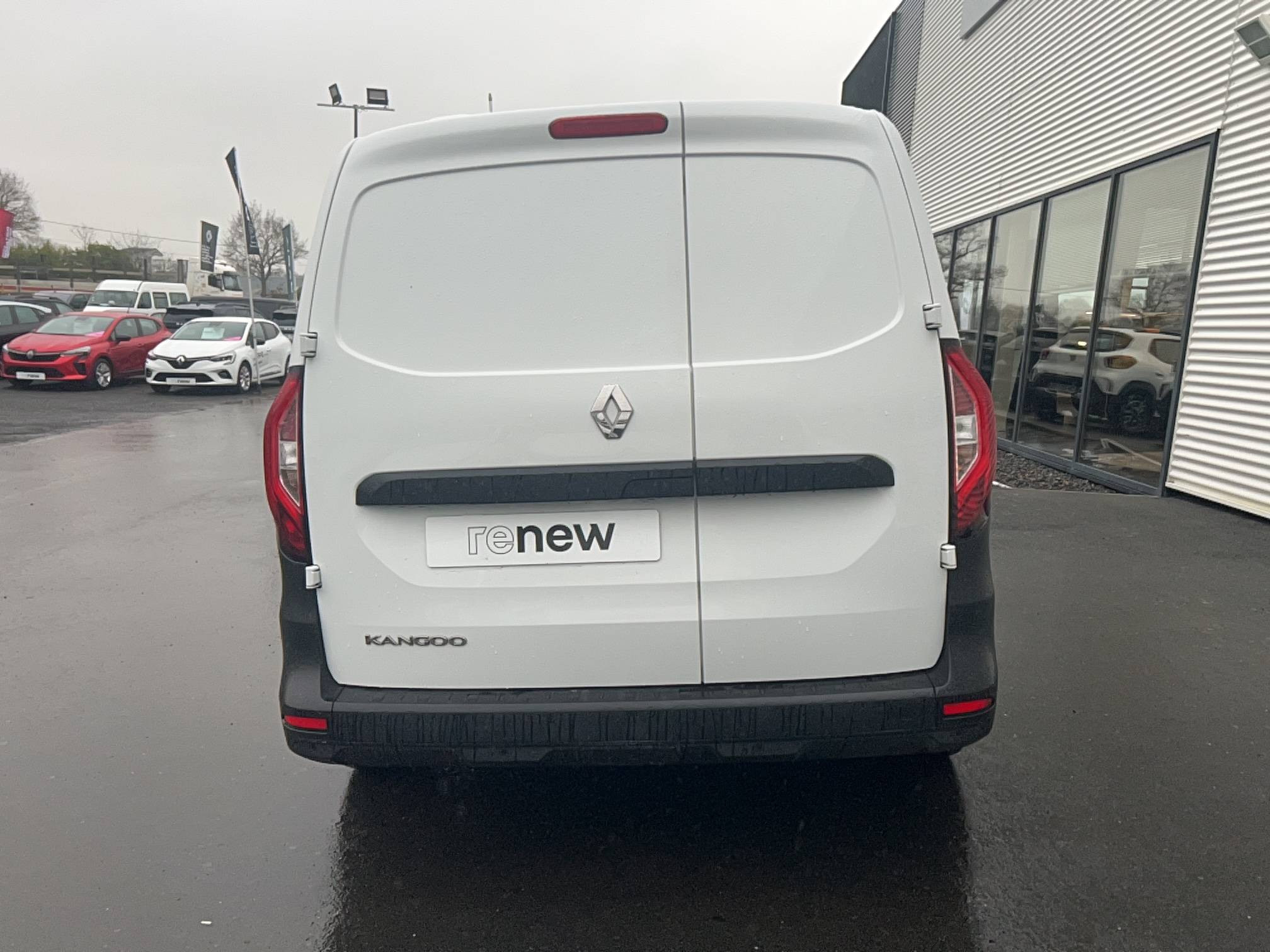 Vente en ligne Renault Kangoo Van  BLUE DCI 95 au prix de 16 990 €