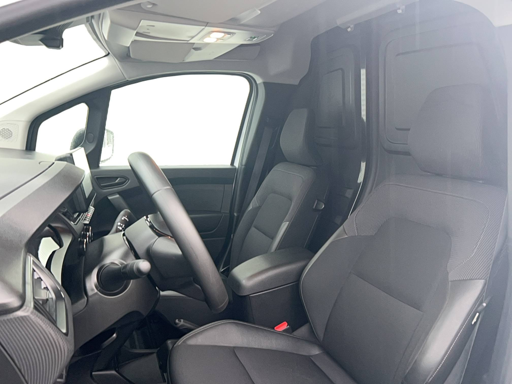 Vente en ligne Renault Kangoo Van  BLUE DCI 95 au prix de 16 990 €