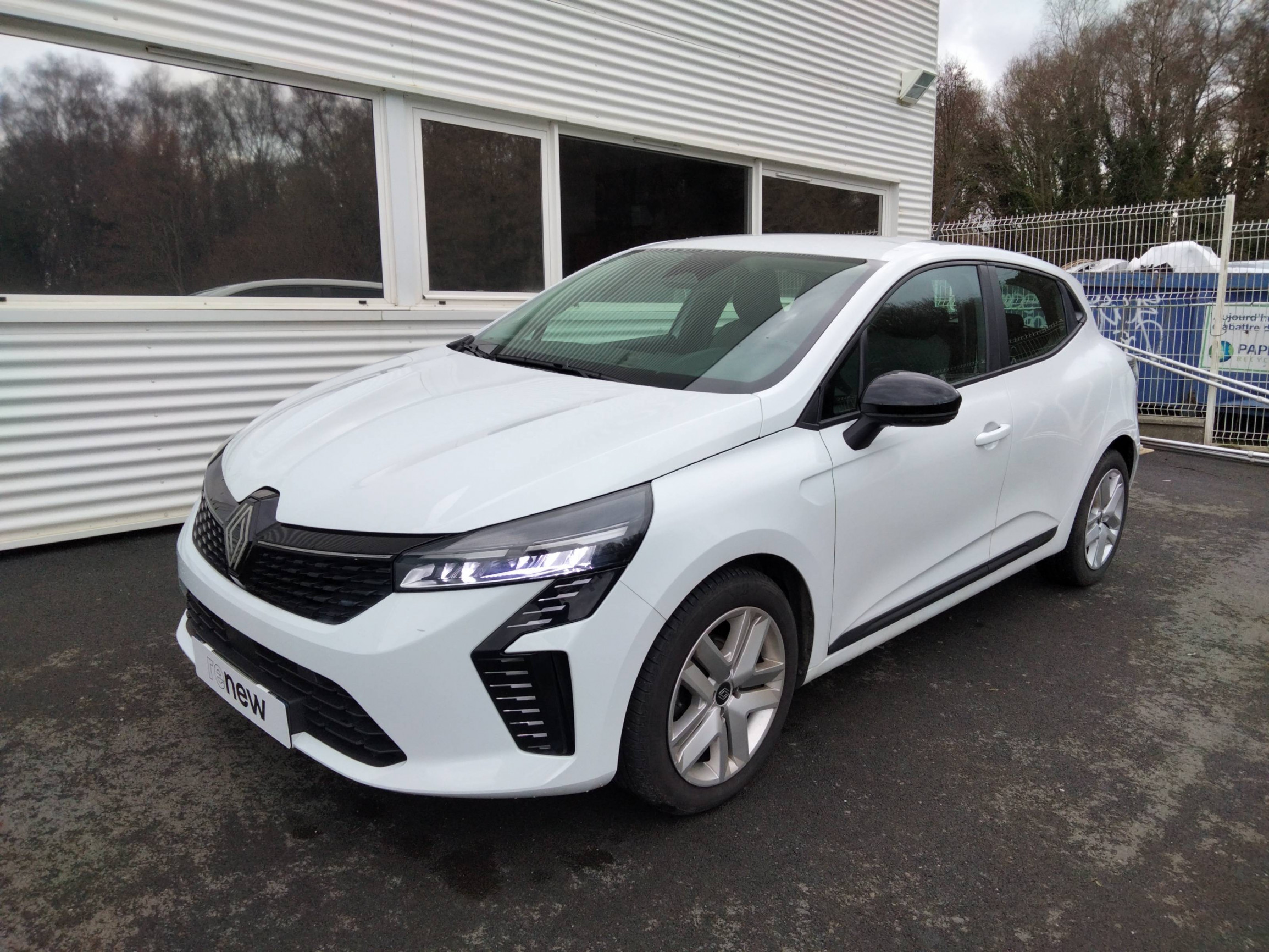 Renault Clio 5 Clio TCe 90 ch GSR2 occasion de 2024 en vente à Guingamp