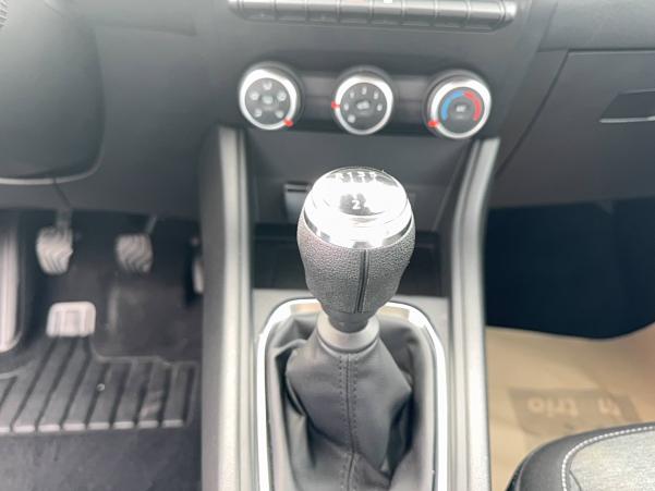 Vente en ligne Renault Captur  TCe 90 au prix de 16 990 €