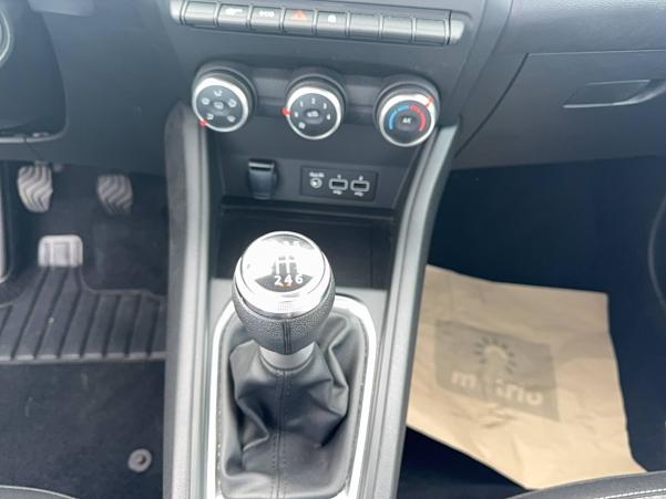 Vente en ligne Renault Captur  TCe 90 au prix de 16 990 €