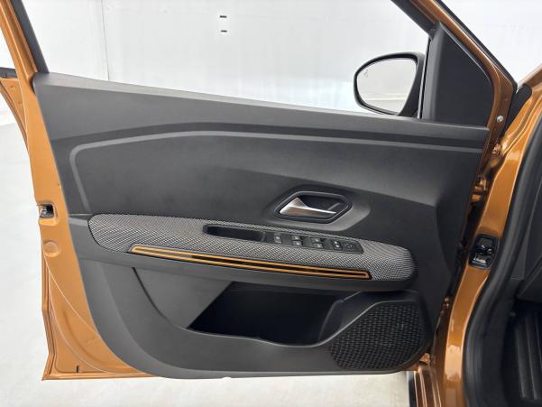 Vente en ligne Dacia Sandero  ECO-G 100 - 22 au prix de 14 390 €