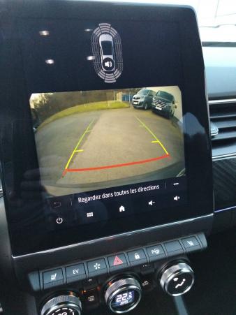 Vente en ligne Renault Arkana  E-Tech hybride 145 - 22 au prix de 26 990 €