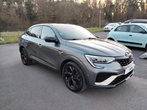 Vente en ligne Renault Arkana  E-Tech hybride 145 - 22 au prix de 26 990 €