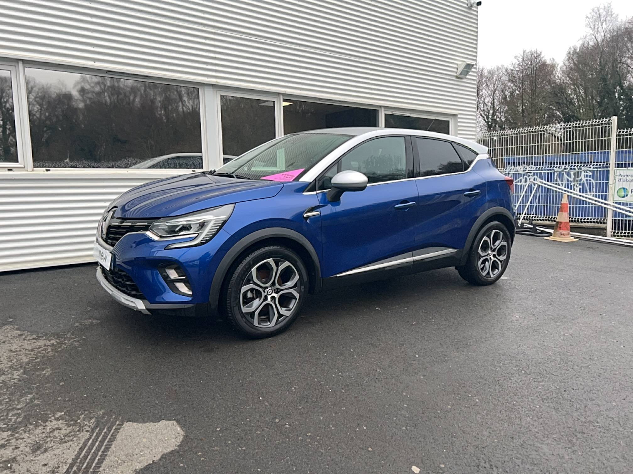 Renault Captur  E-Tech 145 - 21 occasion de 2022 en vente à Guingamp