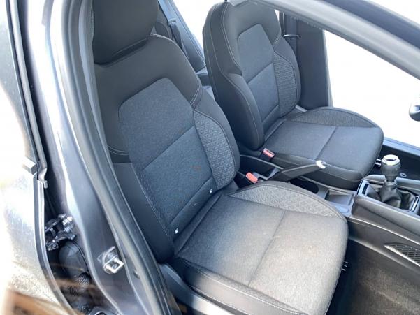 Vente en ligne Renault Clio 5 Clio TCe 90 au prix de 14 990 €