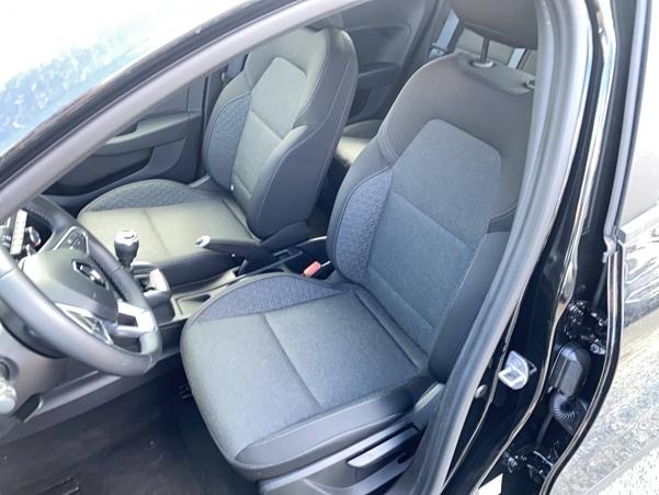 Vente en ligne Renault Clio 5 Clio TCe 90 au prix de 14 990 €