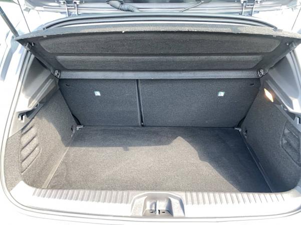 Vente en ligne Renault Clio 5 Clio TCe 90 au prix de 14 990 €