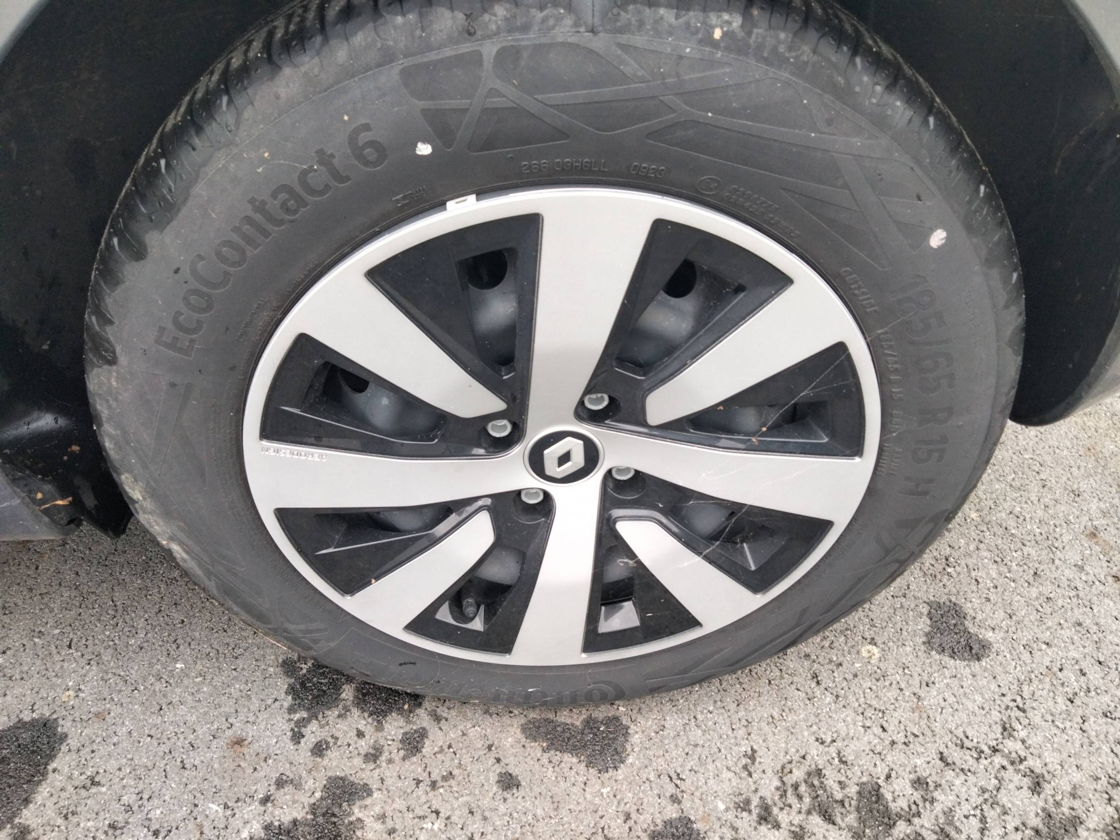 Vente en ligne Renault Clio 5 Clio TCe 90 au prix de 15 590 €