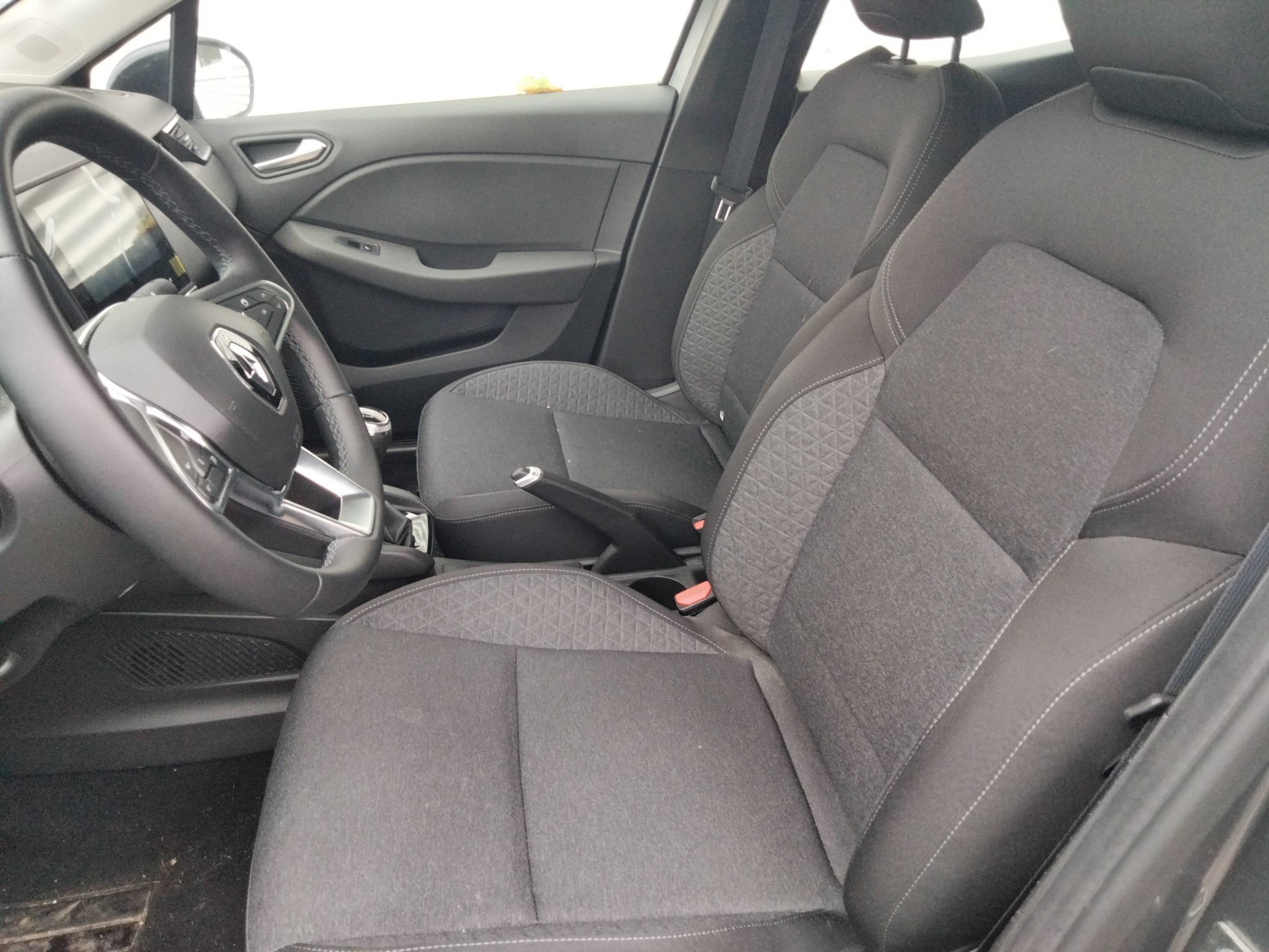 Vente en ligne Renault Clio 5 Clio TCe 90 au prix de 15 590 €