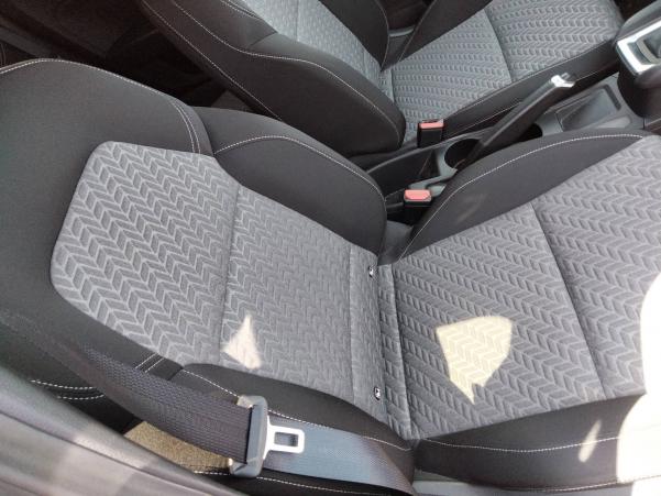 Vente en ligne Renault Clio 5 Clio E-Tech full hybrid 145 au prix de 19 590 €