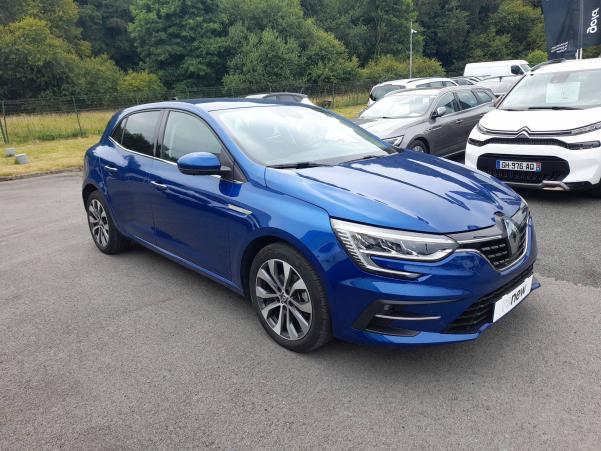 Vente en ligne Renault Megane 4  TCe 140 EDC au prix de 21 890 €