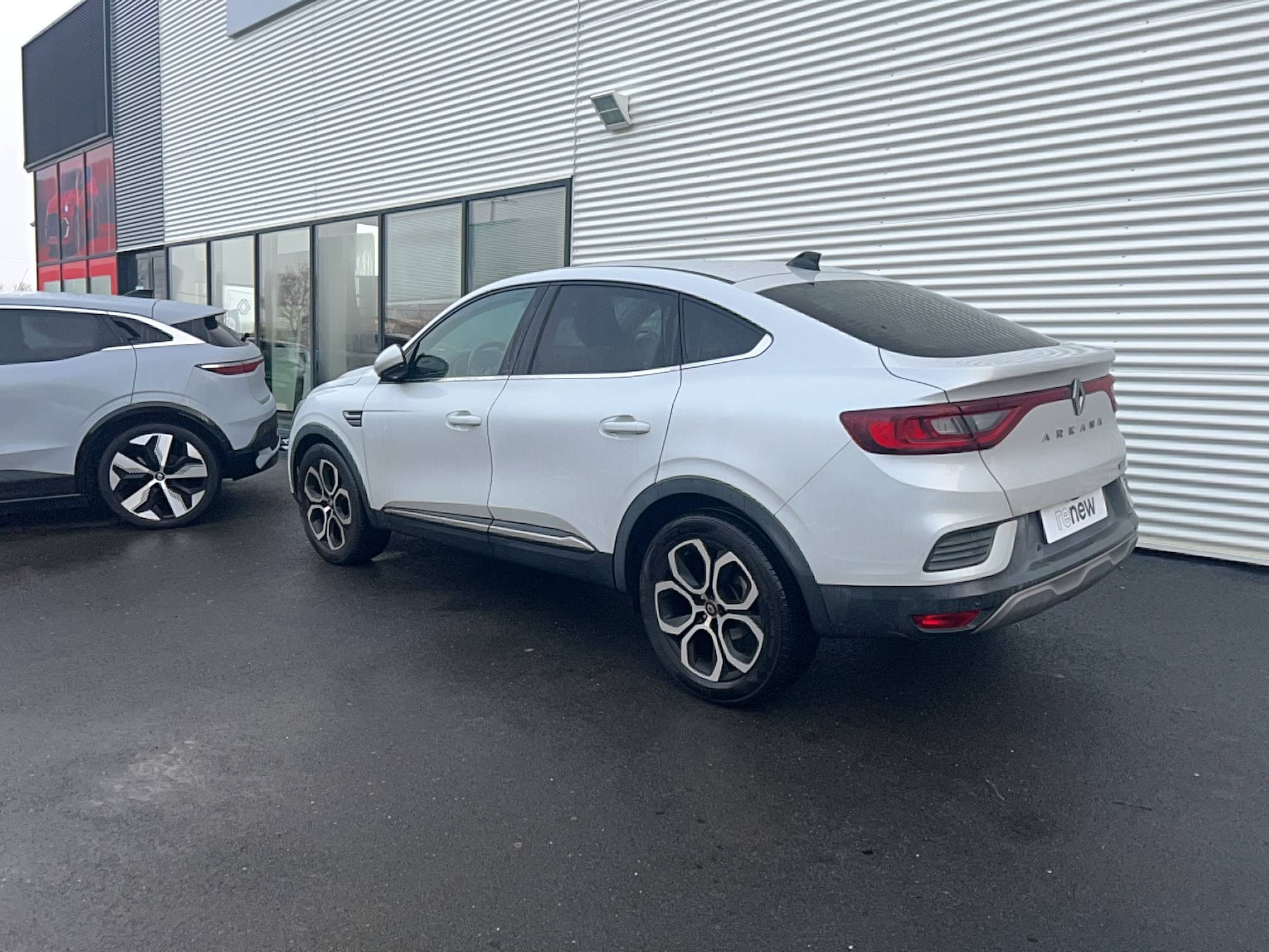 Vente en ligne Renault Arkana  E-Tech 145 - 21B au prix de 19 990 €