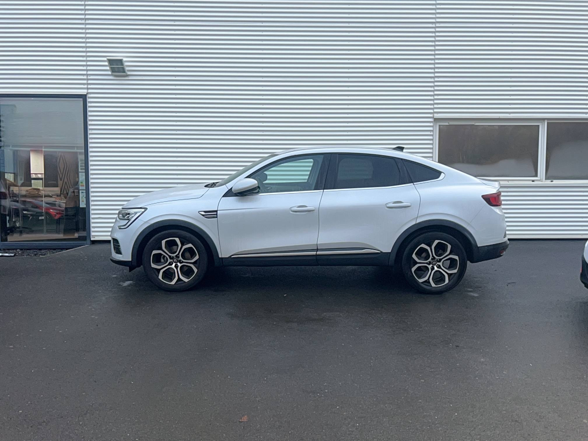 Vente en ligne Renault Arkana  E-Tech 145 - 21B au prix de 19 990 €