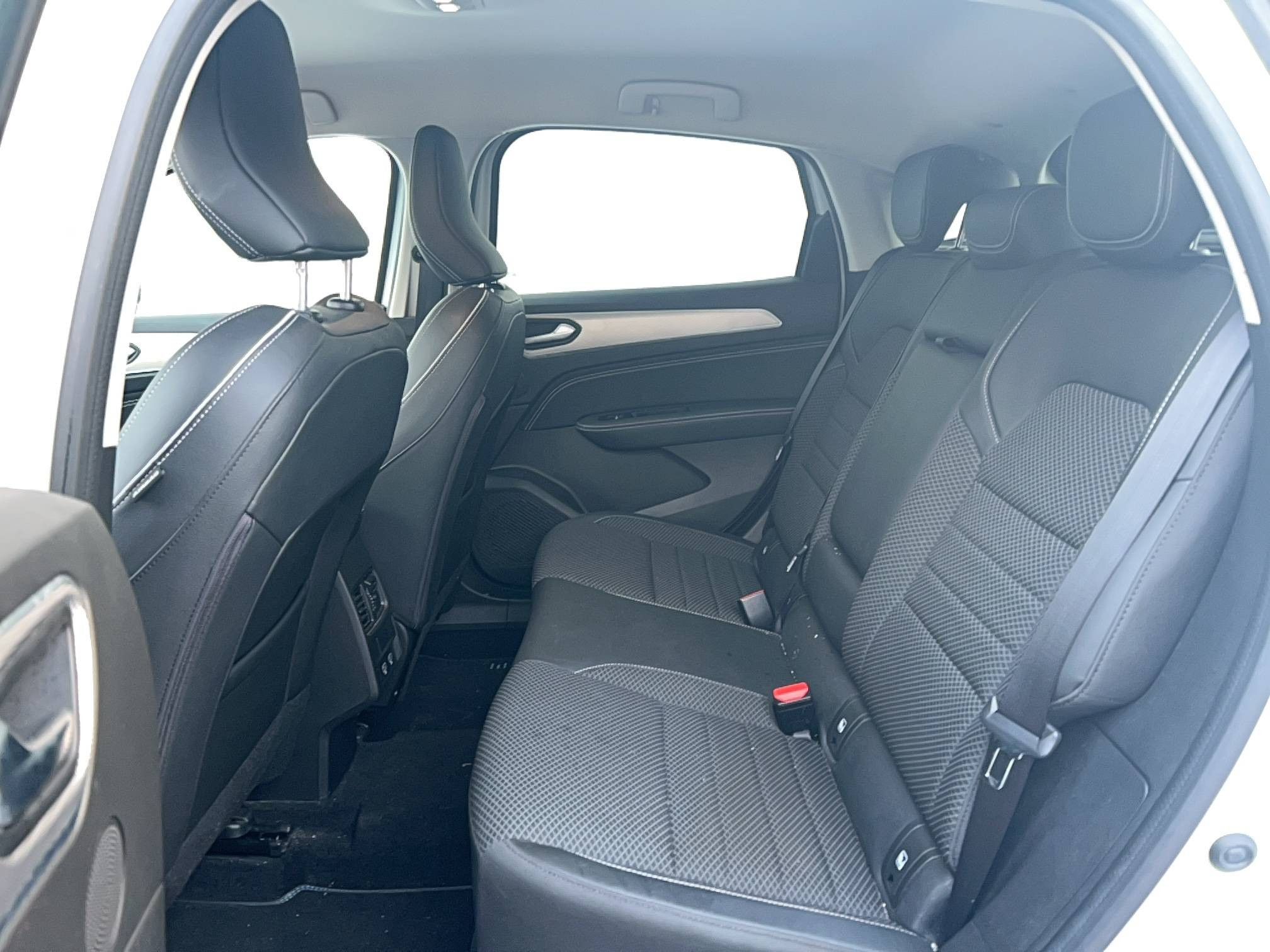 Vente en ligne Renault Arkana  E-Tech 145 - 21B au prix de 19 990 €