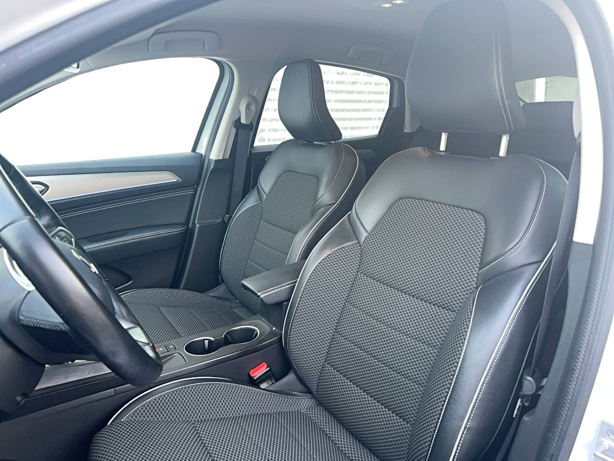 Vente en ligne Renault Arkana  E-Tech 145 - 21B au prix de 19 990 €