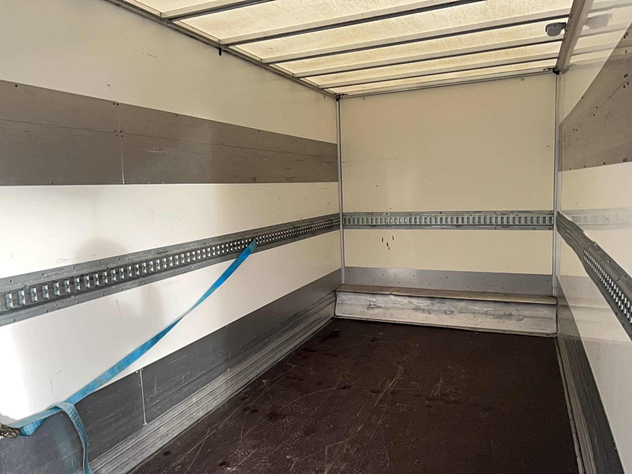 Vente en ligne Renault Master 3 Châssis Cabine MASTER CC L2 3.5t 2.3 dCi 130 E6 au prix de 23 990 €