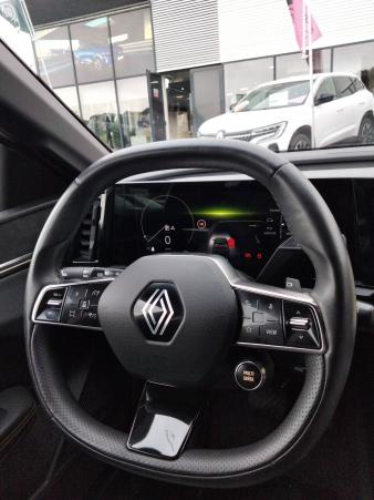 Vente en ligne Renault Megane E-Tech  EV60 220 ch super charge au prix de 25 790 €
