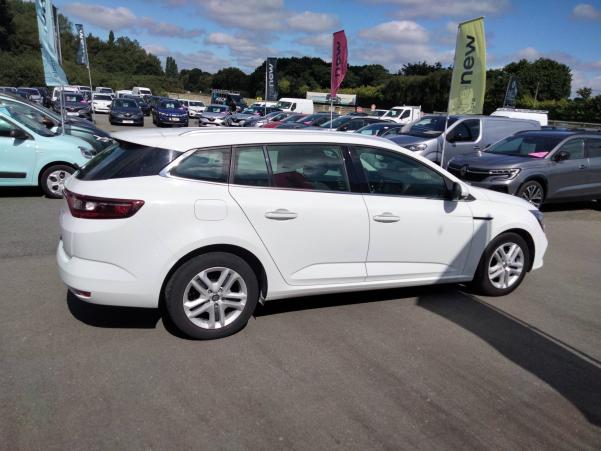 Vente en ligne Renault Megane 4 Estate Mégane IV Estate Blue dCi 95 au prix de 13 990 €
