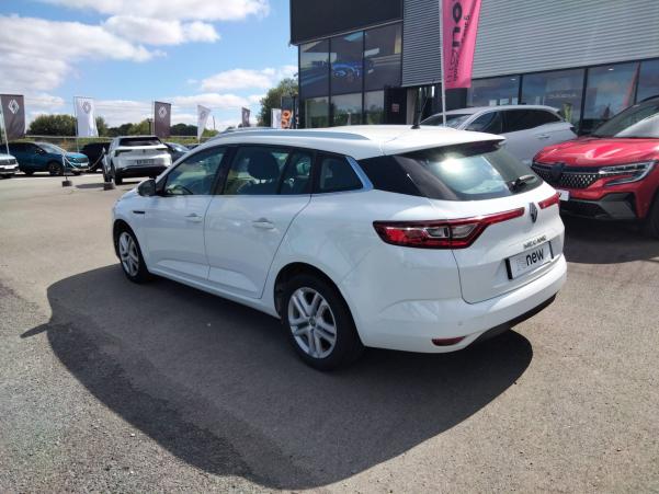 Vente en ligne Renault Megane 4 Estate Mégane IV Estate Blue dCi 95 au prix de 13 990 €