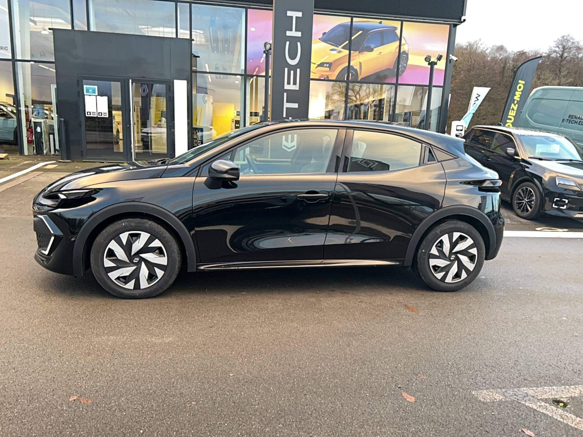 Vente en ligne Renault Clio 6 Clio E-Tech full hybrid 160 ch au prix de 25 590 €