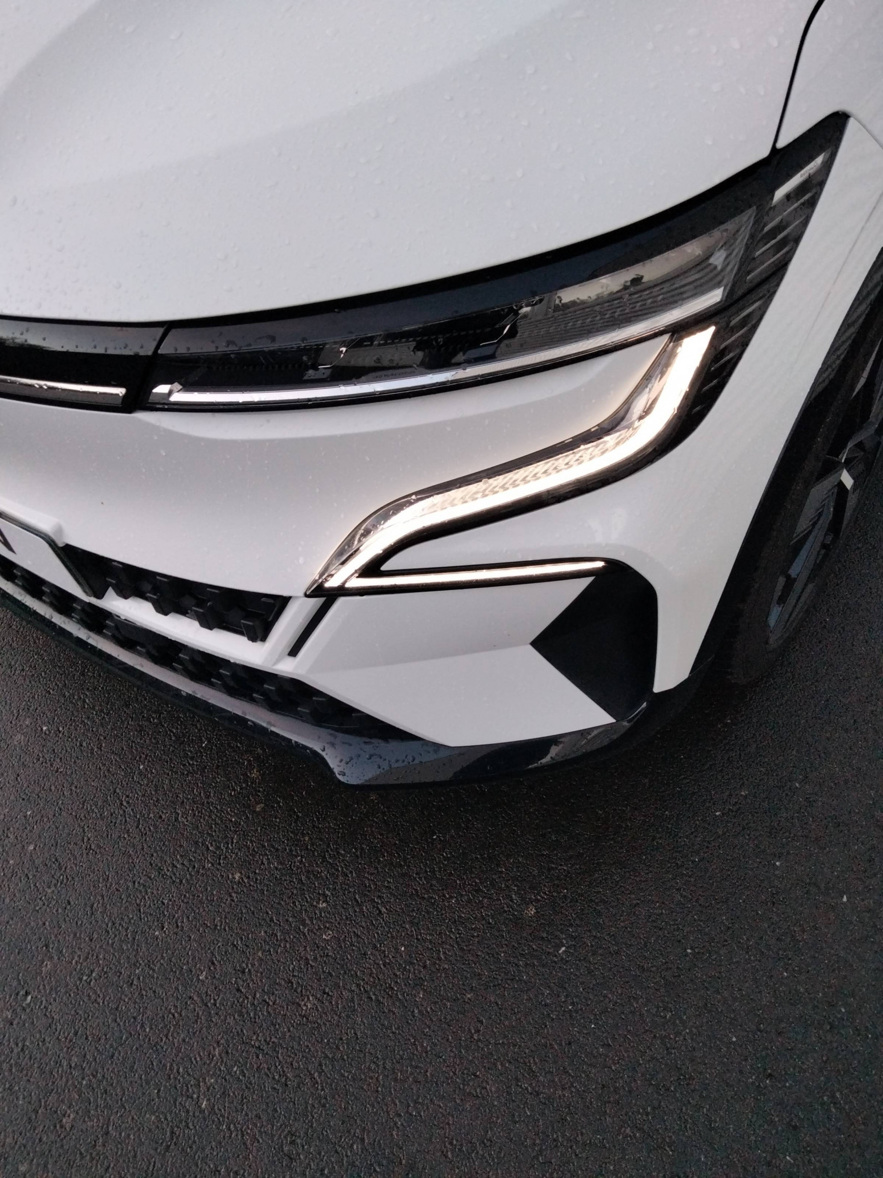 Vente en ligne Renault Megane E-Tech  EV60 220 ch super charge au prix de 22 790 €