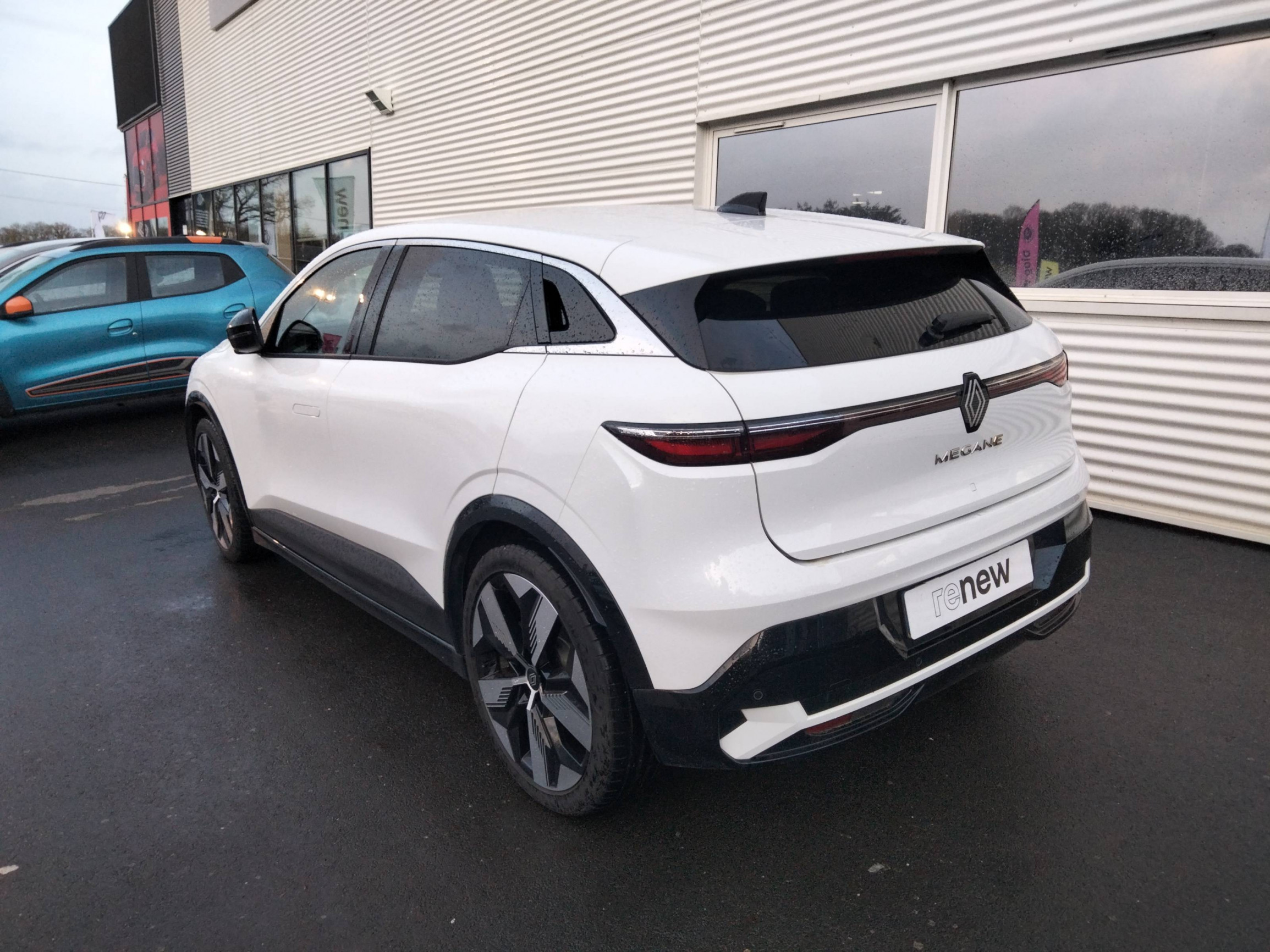 Vente en ligne Renault Megane E-Tech  EV60 220 ch super charge au prix de 22 790 €