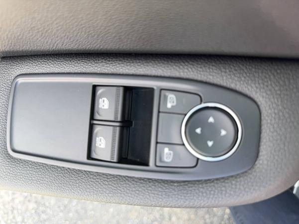 Vente en ligne Renault Clio 5 Clio TCe 90 au prix de 14 990 €