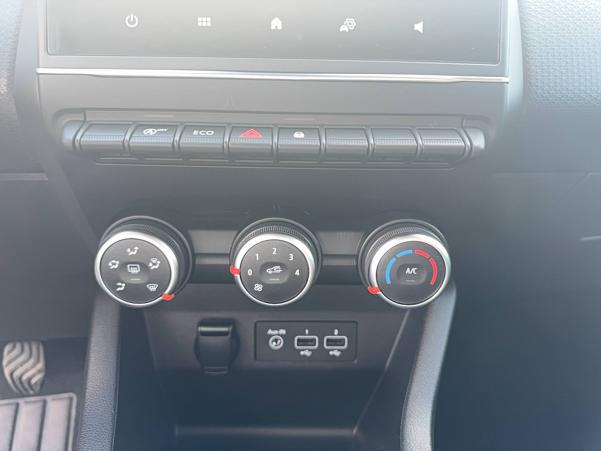 Vente en ligne Renault Clio 5 Clio TCe 90 au prix de 14 990 €