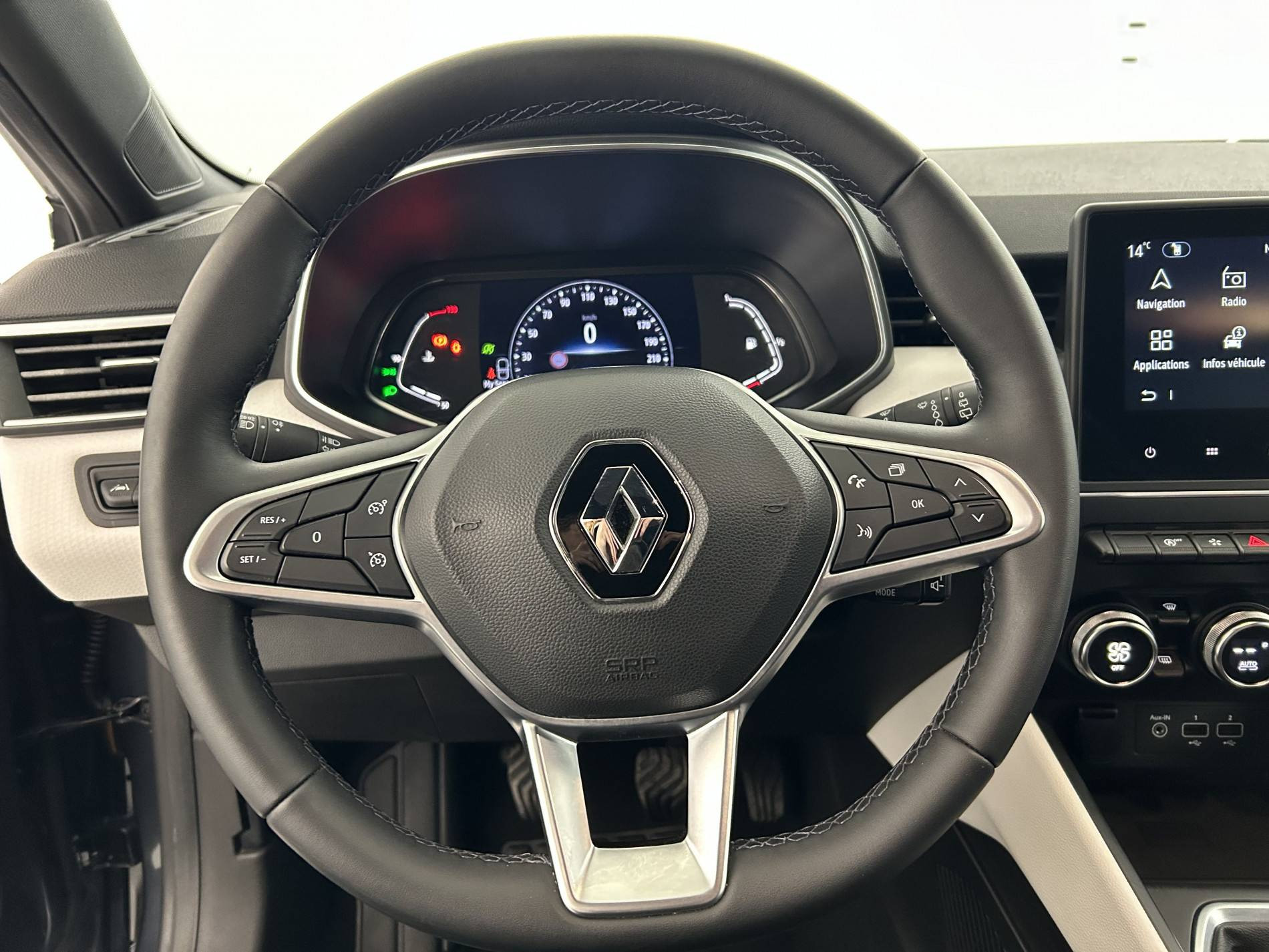 Vente en ligne Renault Clio 5 Clio TCe 90 - 21 au prix de 13 990 €