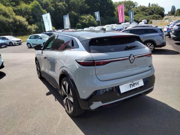 Vente en ligne Renault Megane E-Tech  EV60 220 ch super charge au prix de 25 790 €