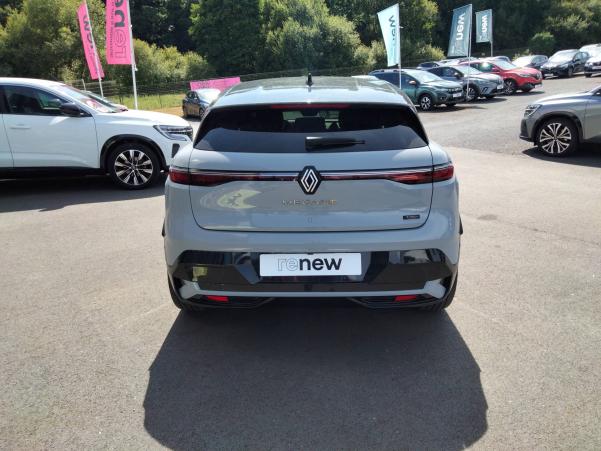 Vente en ligne Renault Megane E-Tech  EV60 220 ch super charge au prix de 25 790 €