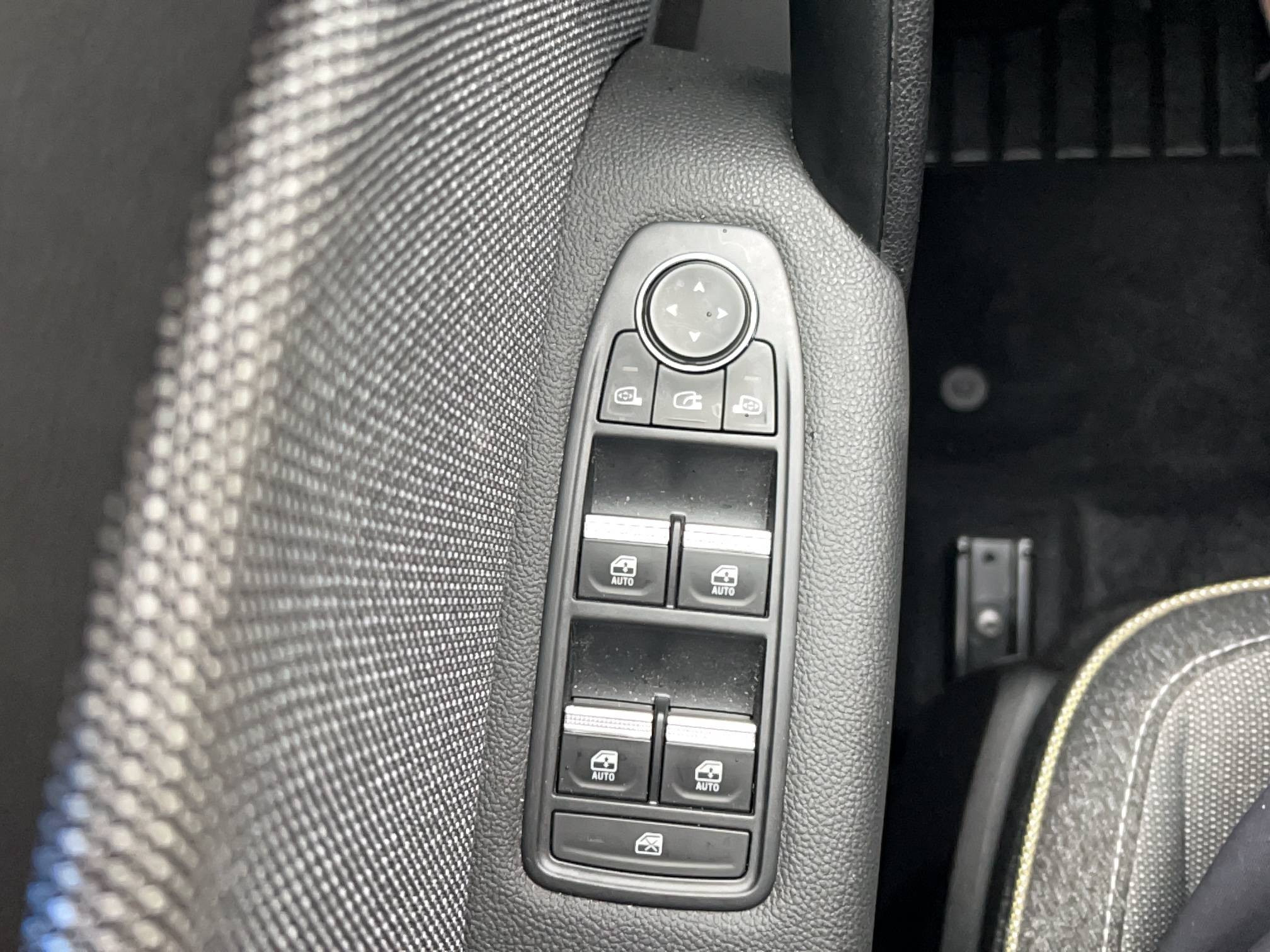 Vente en ligne Renault Captur  E-Tech full hybrid 145 ch au prix de 25 590 €