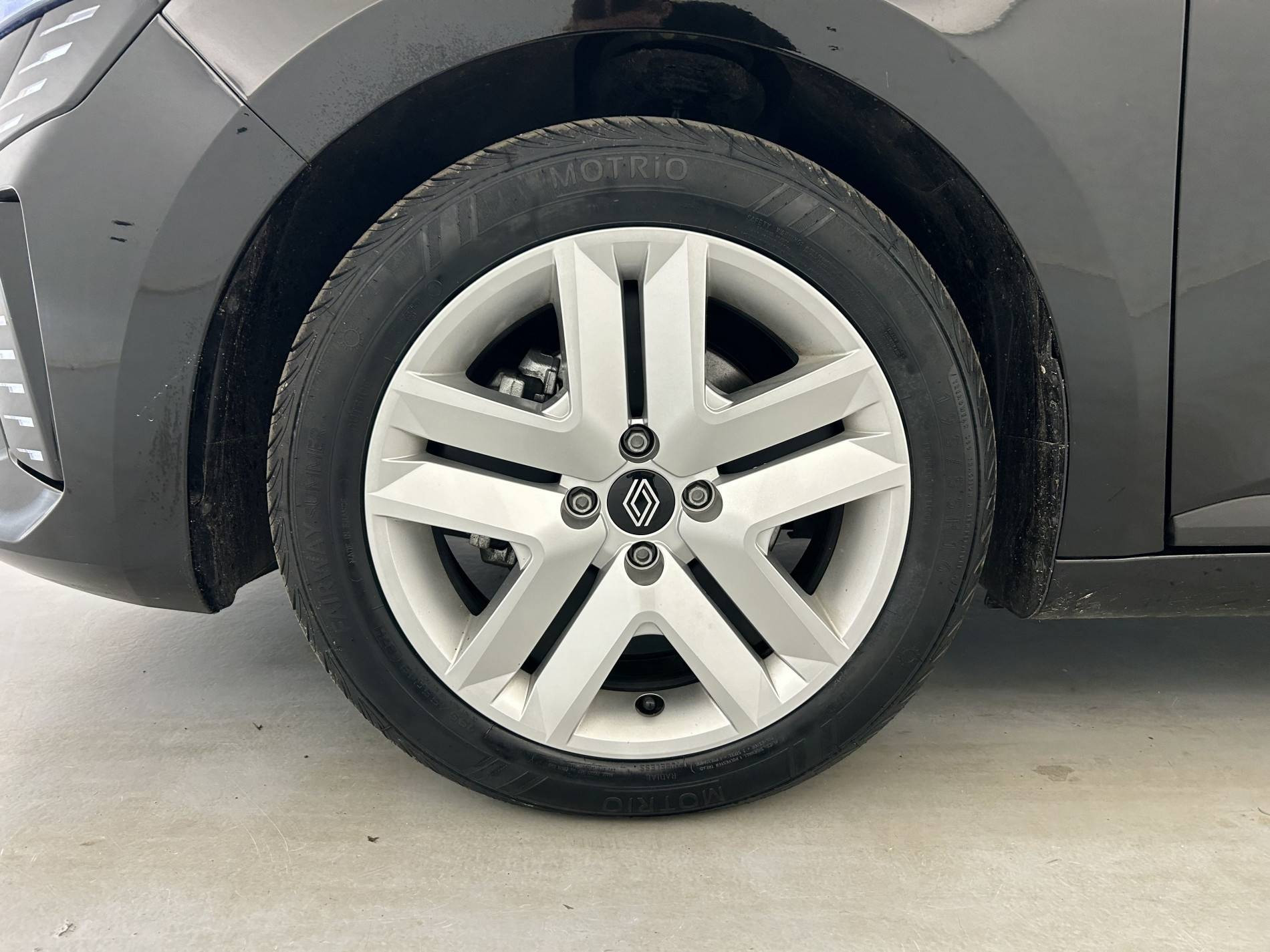 Vente en ligne Renault Clio 5 Clio E-Tech full hybrid 145 ch GSR2 au prix de 19 990 €