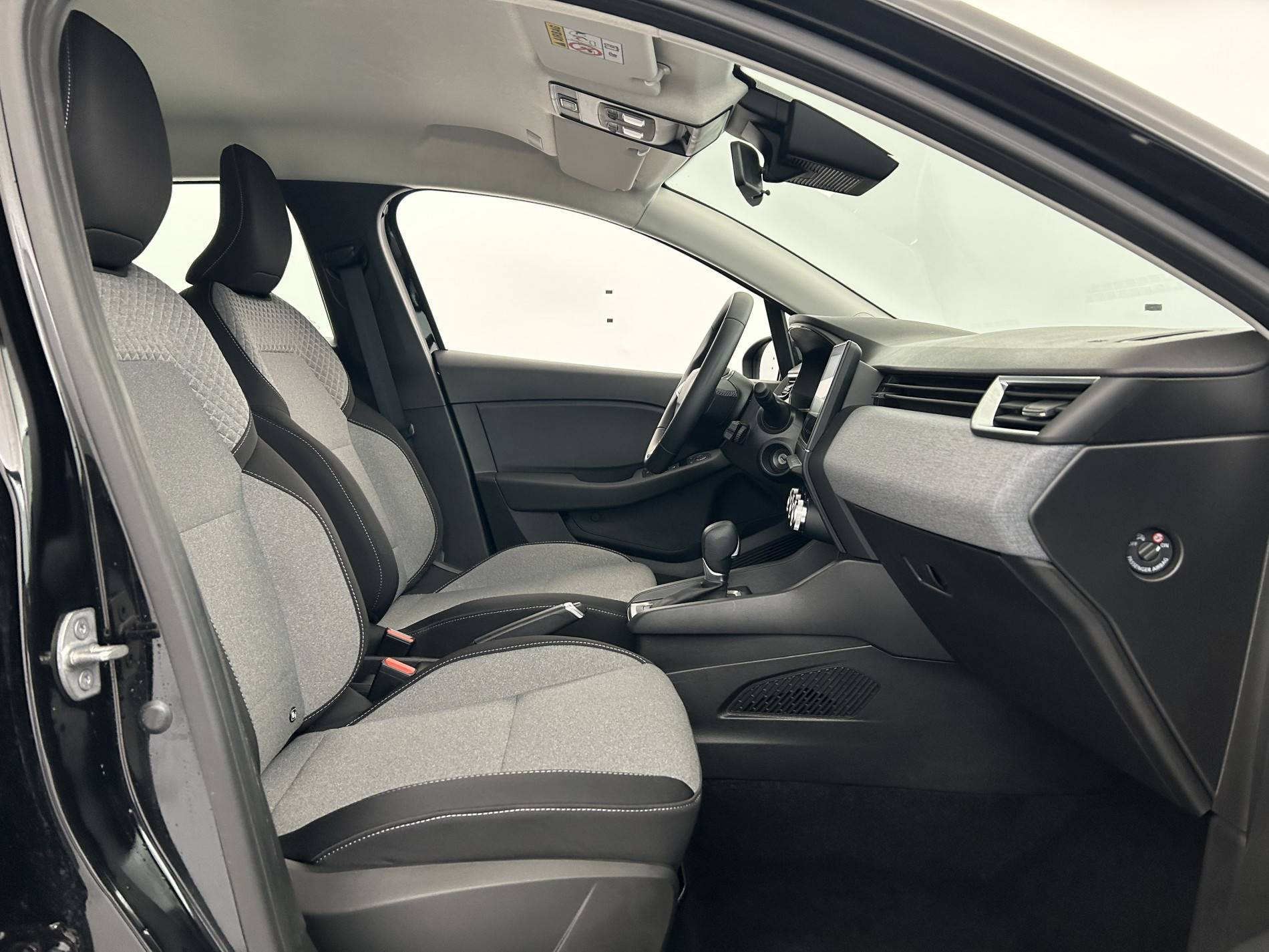 Vente en ligne Renault Clio 5 Clio E-Tech full hybrid 145 ch GSR2 au prix de 19 990 €