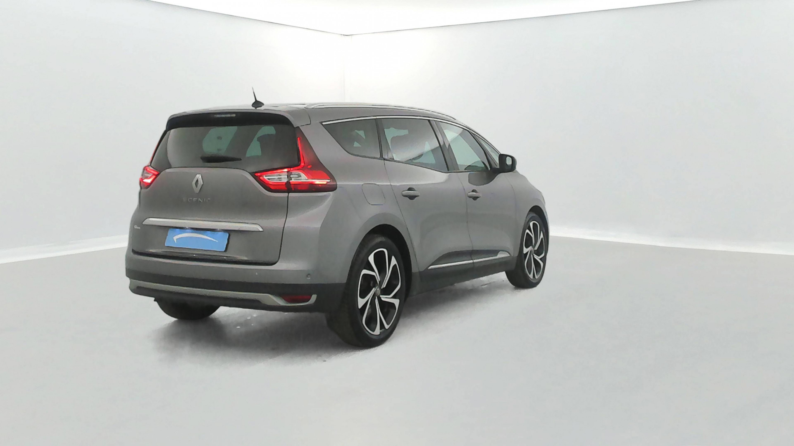 Vente en ligne Renault Grand Scenic 4 Grand Scenic TCe 160 FAP EDC au prix de 17 390 €