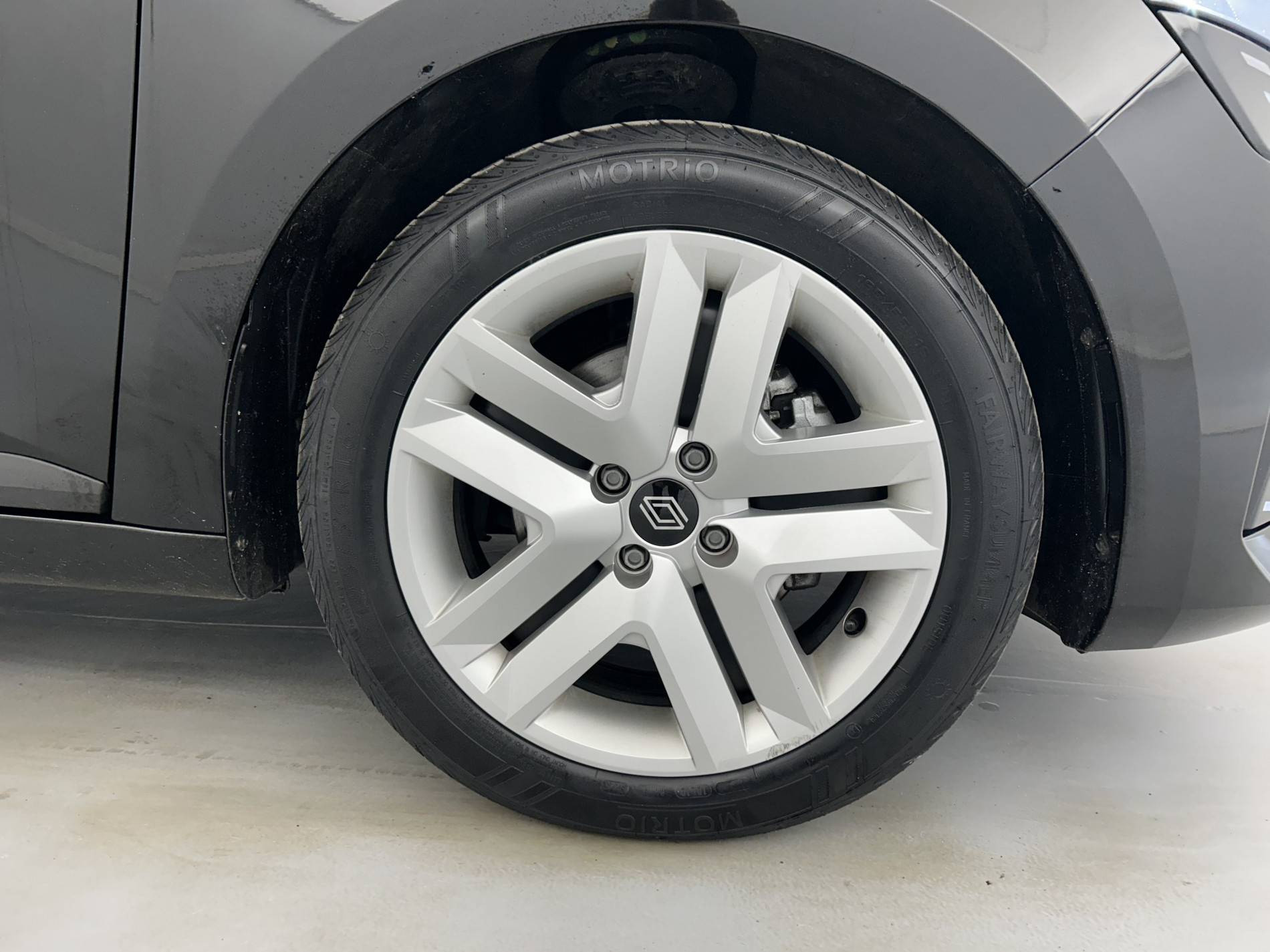 Vente en ligne Renault Clio 5 Clio E-Tech full hybrid 145 ch GSR2 au prix de 19 990 €