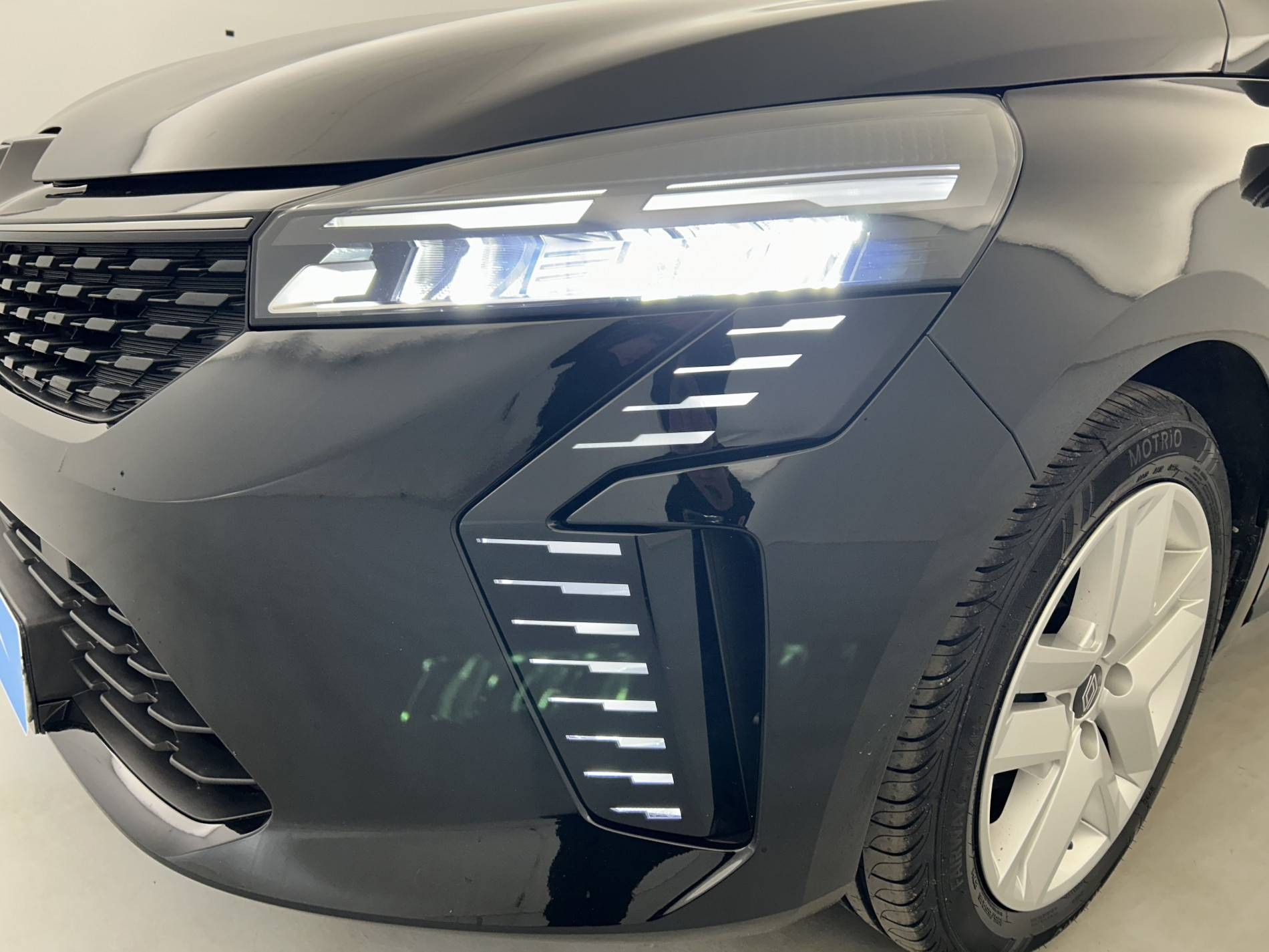 Vente en ligne Renault Clio 5 Clio E-Tech full hybrid 145 ch GSR2 au prix de 19 990 €