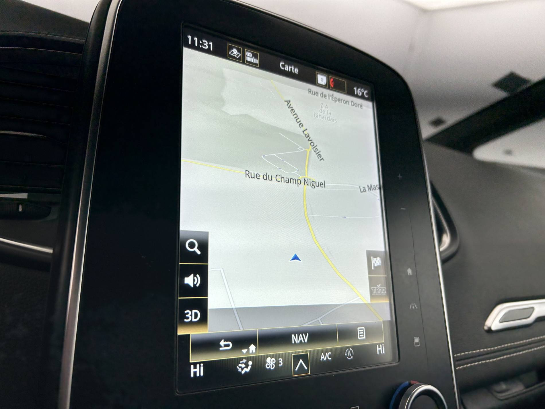 Vente en ligne Renault Grand Scenic 4 Grand Scenic TCe 160 FAP EDC au prix de 17 390 €