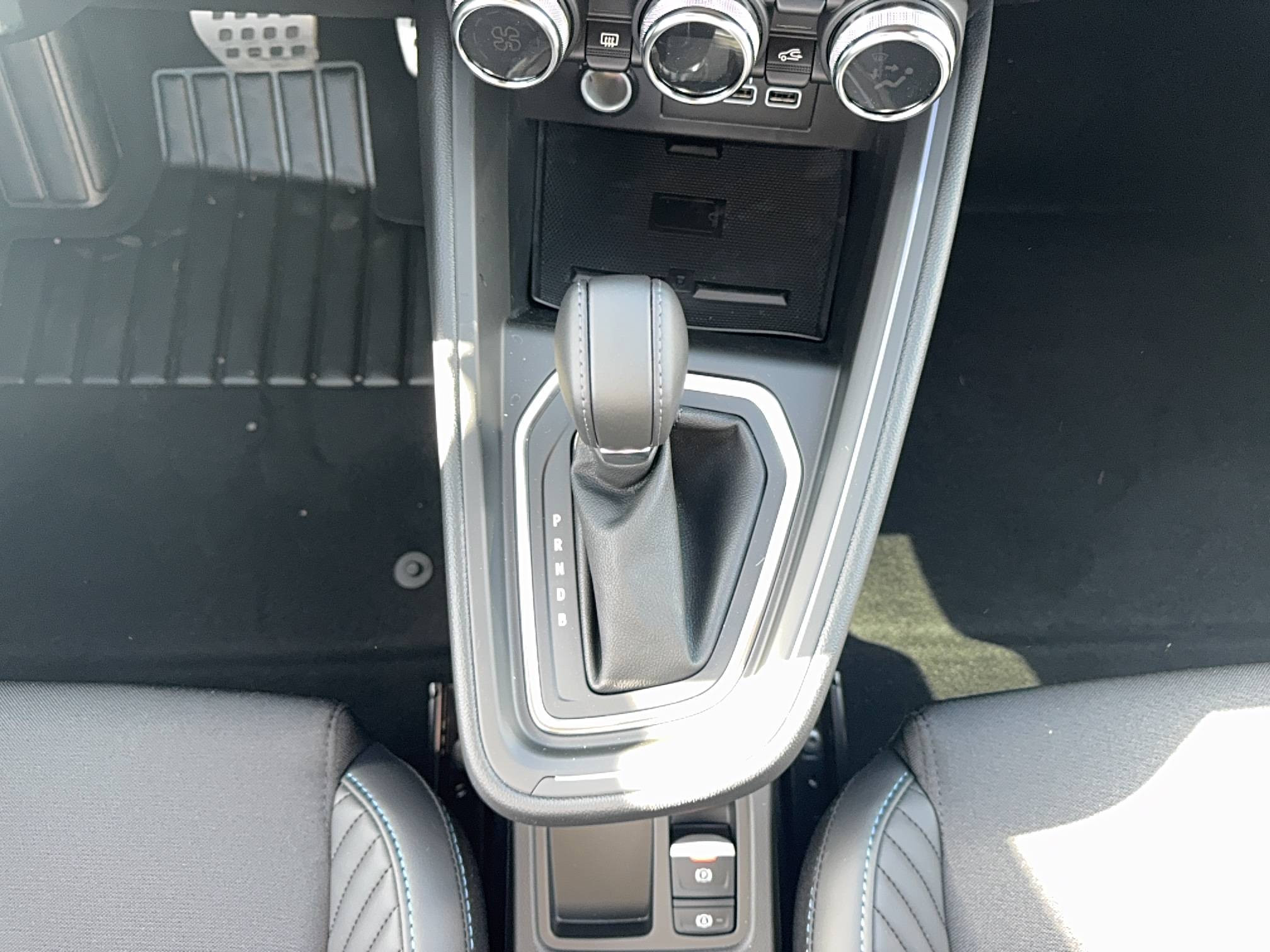 Vente en ligne Renault Clio 5 Clio E-Tech full hybrid 145 ch GSR2 au prix de 27 990 €