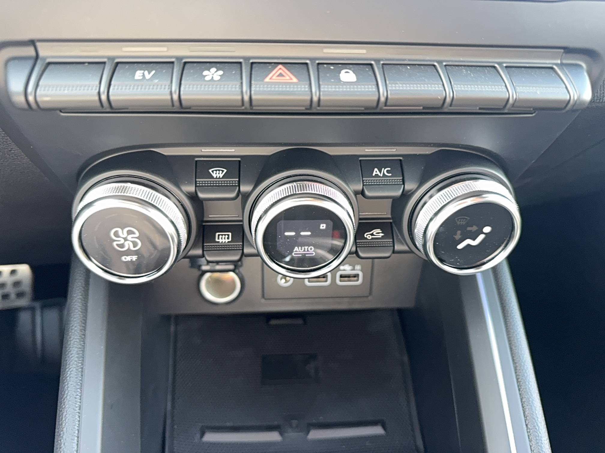 Vente en ligne Renault Clio 5 Clio E-Tech full hybrid 145 ch GSR2 au prix de 27 990 €