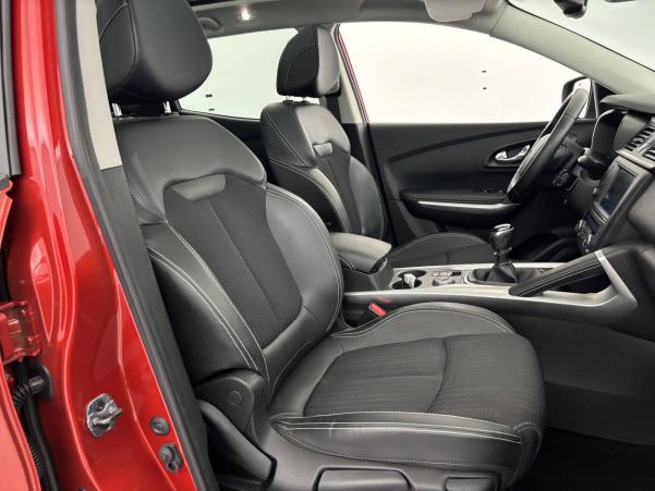 Vente en ligne Renault Kadjar  dCi 130 Energy 4WD au prix de 15 990 €