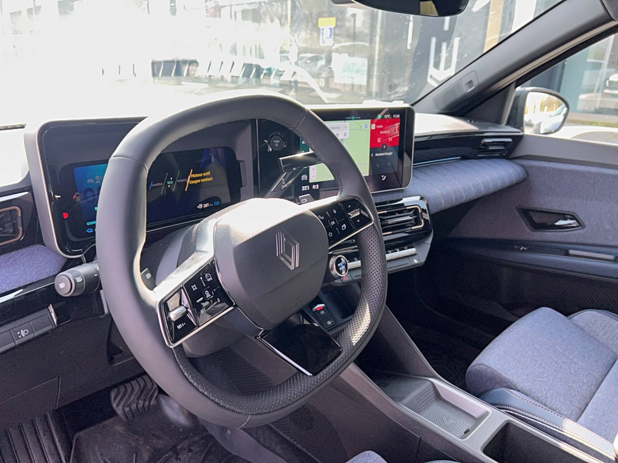 Vente en ligne Renault R4 E-Tech  150 ch autonomie confort au prix de 550 €